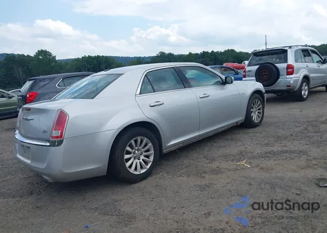 2012 Chrysler 300 из США, поврежденный, VIN 2C3CCAAG9CH142468